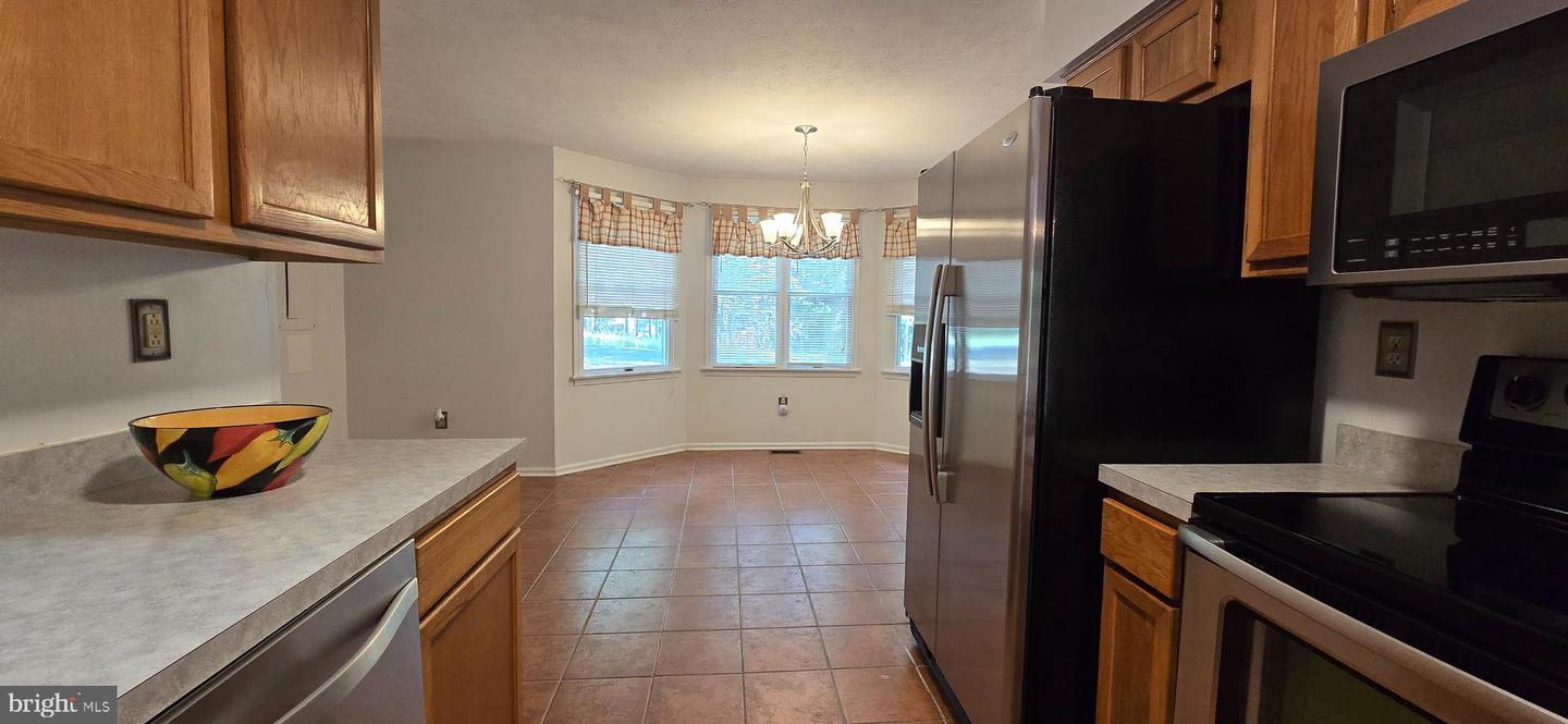 100 GREENBRIAR CIR, CROSS JUNCTION, Virginia 22625, 3 Bedrooms Bedrooms, ,2 BathroomsBathrooms,Residential,For sale,100 GREENBRIAR CIR,VAFV2036362 MLS # VAFV2036362