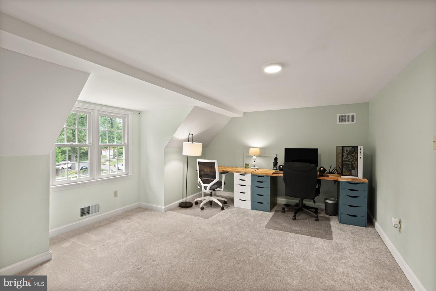 7551 MARSHALL DR, ANNANDALE, Virginia 22003, 4 Bedrooms Bedrooms, ,3 BathroomsBathrooms,Residential,For sale,7551 MARSHALL DR,VAFX2262888 MLS # VAFX2262888