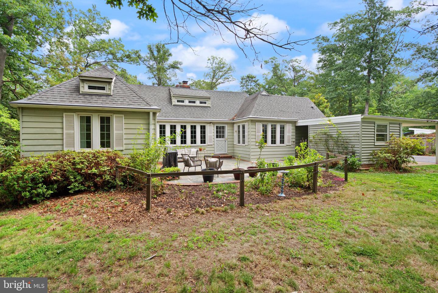 7551 MARSHALL DR, ANNANDALE, Virginia 22003, 4 Bedrooms Bedrooms, ,3 BathroomsBathrooms,Residential,For sale,7551 MARSHALL DR,VAFX2262888 MLS # VAFX2262888