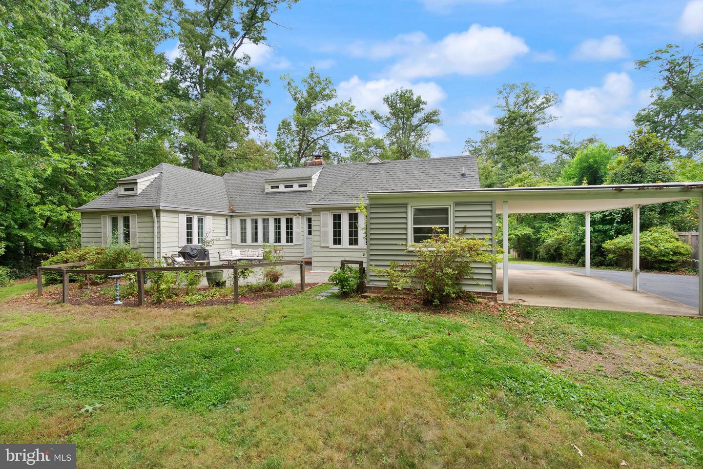 7551 MARSHALL DR, ANNANDALE, Virginia 22003, 4 Bedrooms Bedrooms, ,3 BathroomsBathrooms,Residential,For sale,7551 MARSHALL DR,VAFX2262888 MLS # VAFX2262888