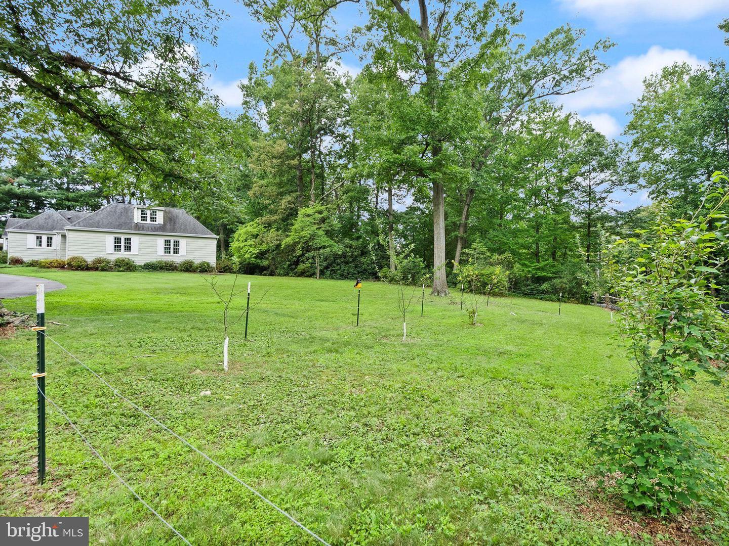 7551 MARSHALL DR, ANNANDALE, Virginia 22003, 4 Bedrooms Bedrooms, ,3 BathroomsBathrooms,Residential,For sale,7551 MARSHALL DR,VAFX2262888 MLS # VAFX2262888