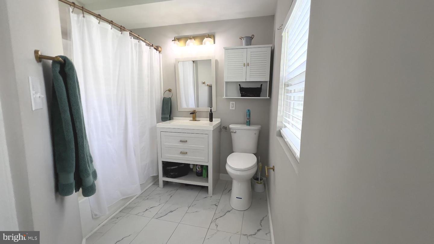 7239 SMITH STATION RD, FREDERICKSBURG, Virginia 22407, 4 Bedrooms Bedrooms, 4 Rooms Rooms,2 BathroomsBathrooms,Residential,For sale,7239 SMITH STATION RD,VASP2035740 MLS # VASP2035740