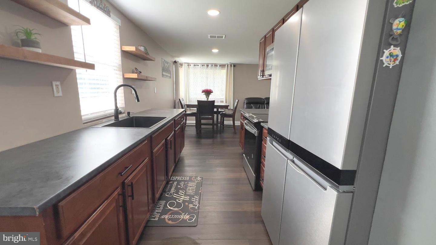 7239 SMITH STATION RD, FREDERICKSBURG, Virginia 22407, 4 Bedrooms Bedrooms, 4 Rooms Rooms,2 BathroomsBathrooms,Residential,For sale,7239 SMITH STATION RD,VASP2035740 MLS # VASP2035740