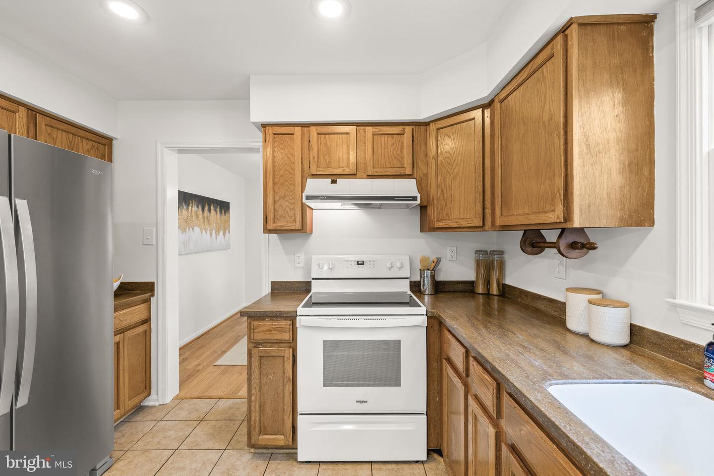 6739 MORNING RIDE CIR, ALEXANDRIA, Virginia 22315, 4 Bedrooms Bedrooms, ,3 BathroomsBathrooms,Residential,For sale,6739 MORNING RIDE CIR,VAFX2262992 MLS # VAFX2262992