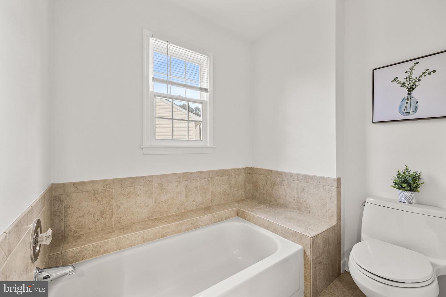 6739 MORNING RIDE CIR, ALEXANDRIA, Virginia 22315, 4 Bedrooms Bedrooms, ,3 BathroomsBathrooms,Residential,For sale,6739 MORNING RIDE CIR,VAFX2262992 MLS # VAFX2262992