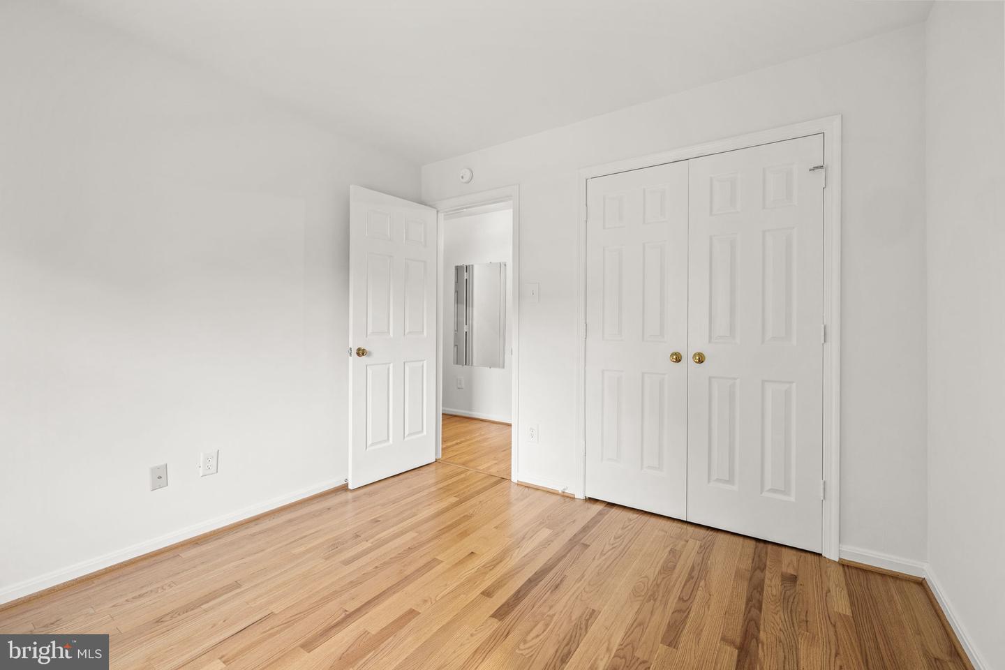 6739 MORNING RIDE CIR, ALEXANDRIA, Virginia 22315, 4 Bedrooms Bedrooms, ,3 BathroomsBathrooms,Residential,For sale,6739 MORNING RIDE CIR,VAFX2262992 MLS # VAFX2262992