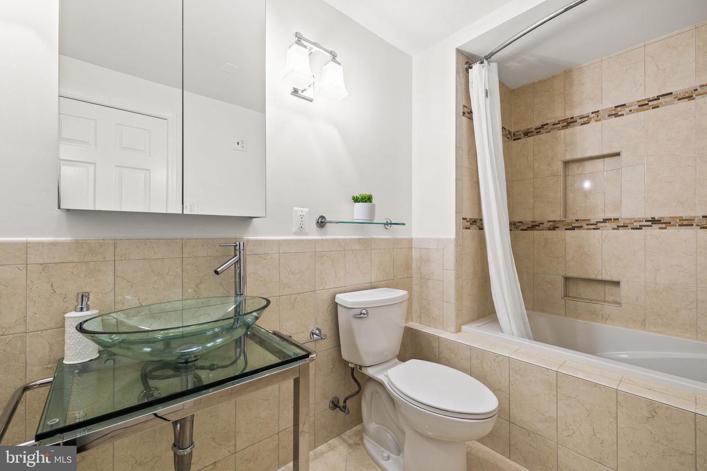 6739 MORNING RIDE CIR, ALEXANDRIA, Virginia 22315, 4 Bedrooms Bedrooms, ,3 BathroomsBathrooms,Residential,For sale,6739 MORNING RIDE CIR,VAFX2262992 MLS # VAFX2262992