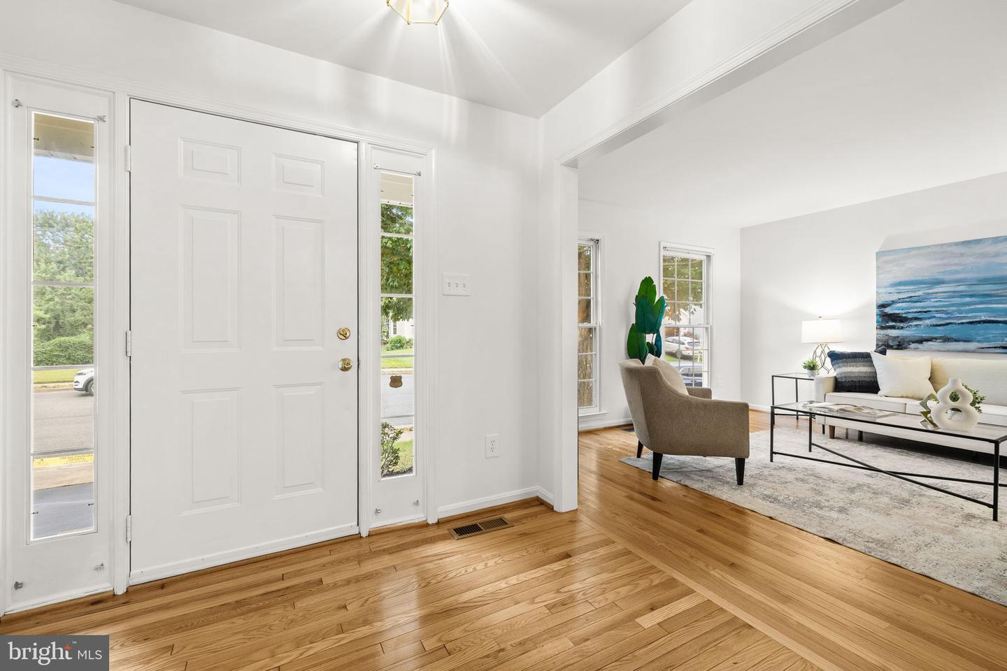 6739 MORNING RIDE CIR, ALEXANDRIA, Virginia 22315, 4 Bedrooms Bedrooms, ,3 BathroomsBathrooms,Residential,For sale,6739 MORNING RIDE CIR,VAFX2262992 MLS # VAFX2262992
