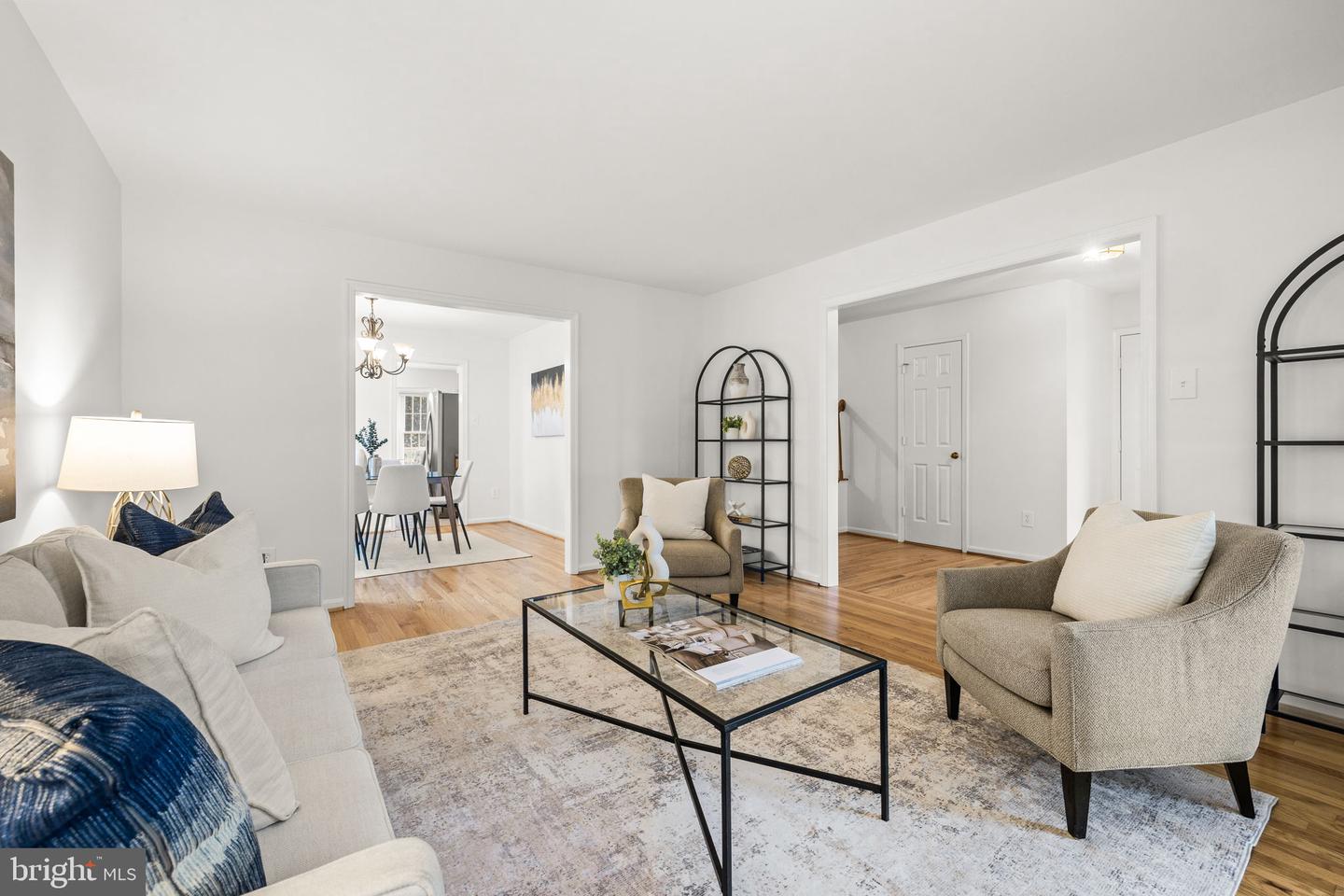 6739 MORNING RIDE CIR, ALEXANDRIA, Virginia 22315, 4 Bedrooms Bedrooms, ,3 BathroomsBathrooms,Residential,For sale,6739 MORNING RIDE CIR,VAFX2262992 MLS # VAFX2262992