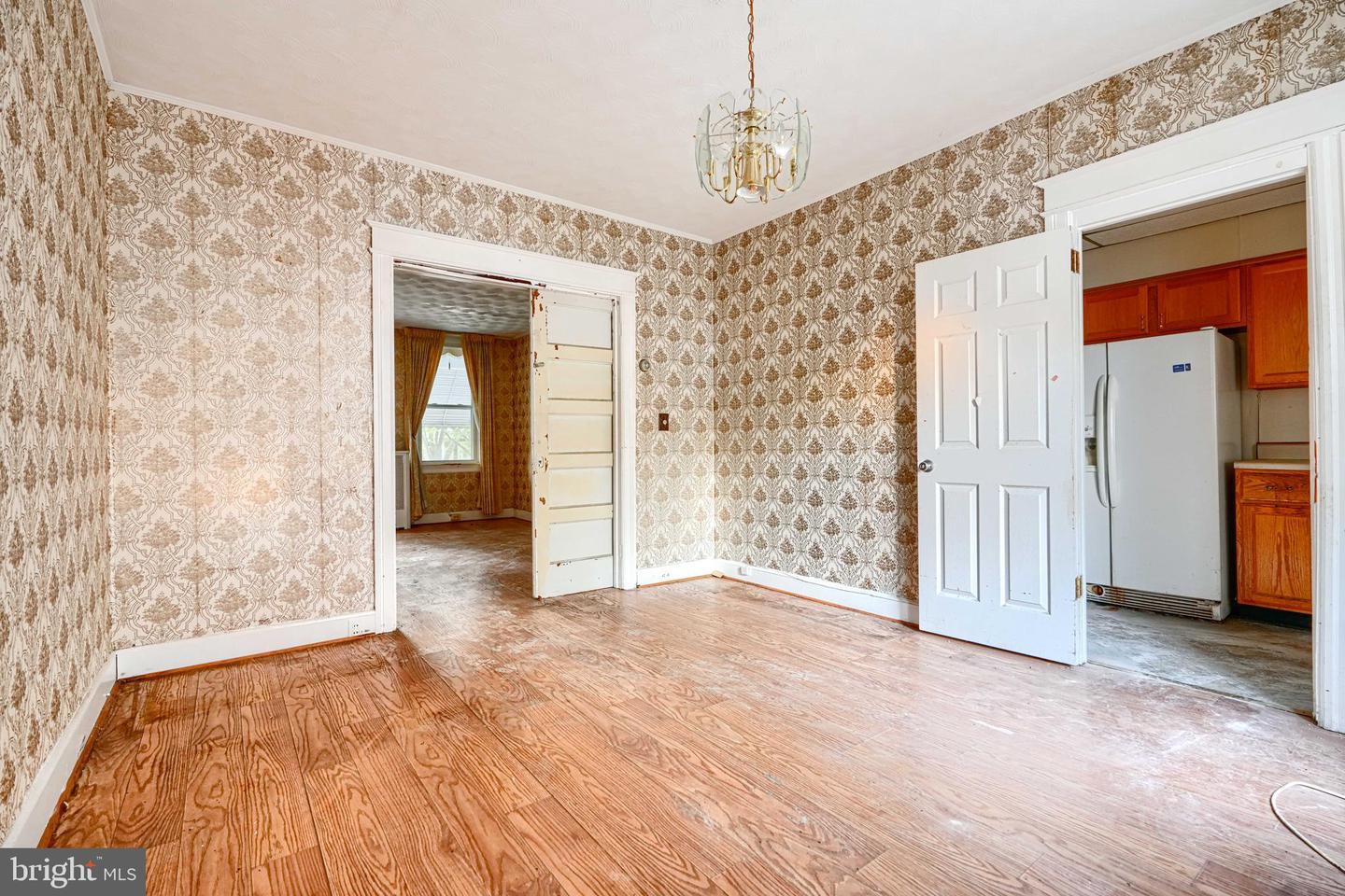 4021 ILLINOIS AVE NW, WASHINGTON, District Of Columbia 20011, 3 Bedrooms Bedrooms, ,2 BathroomsBathrooms,Residential,For sale,4021 ILLINOIS AVE NW,DCDC2216568 MLS # DCDC2216568
