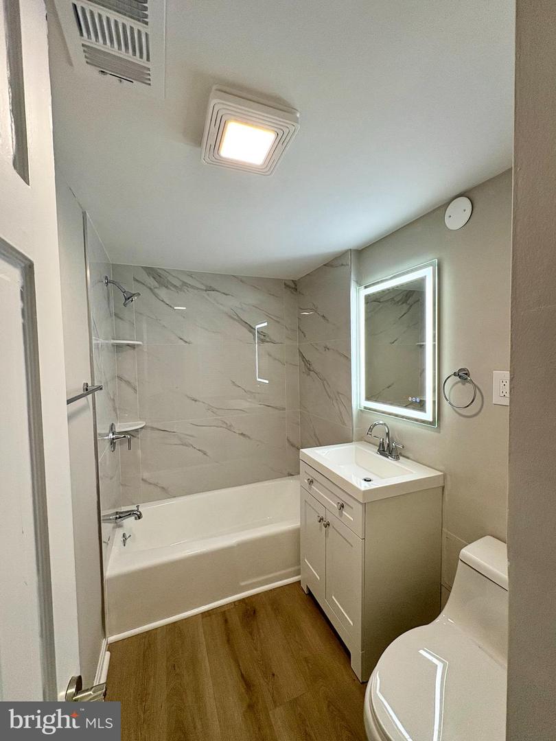 2008 38TH ST SE #302, WASHINGTON, District Of Columbia 20020, 2 Bedrooms Bedrooms, ,1 BathroomBathrooms,Residential,For sale,2008 38TH ST SE #302,DCDC2216682 MLS # DCDC2216682