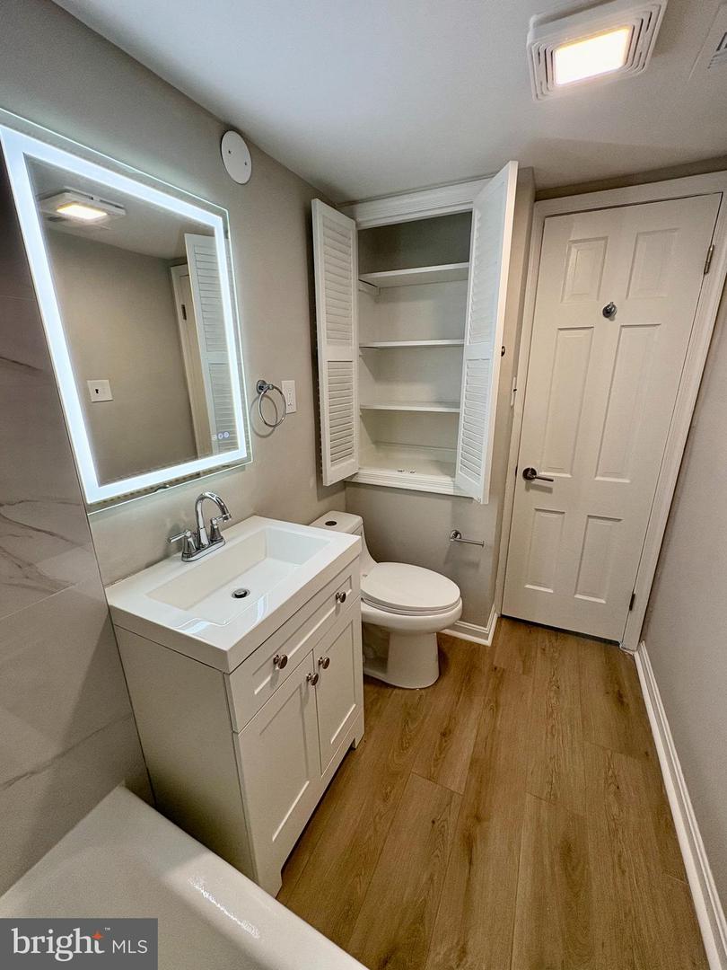 2008 38TH ST SE #302, WASHINGTON, District Of Columbia 20020, 2 Bedrooms Bedrooms, ,1 BathroomBathrooms,Residential,For sale,2008 38TH ST SE #302,DCDC2216682 MLS # DCDC2216682