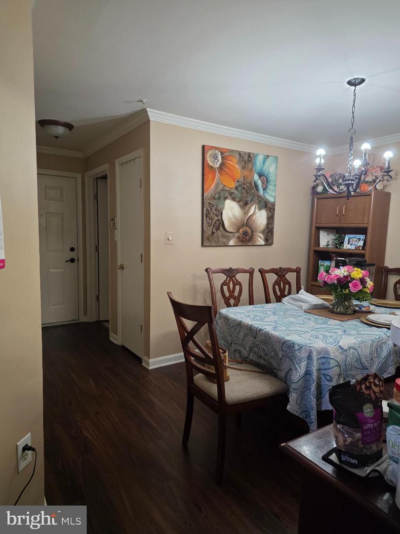 1037 GARDENVIEW LOOP #302, WOODBRIDGE, Virginia 22191, 2 Bedrooms Bedrooms, ,2 BathroomsBathrooms,Residential,For sale,1037 GARDENVIEW LOOP #302,VAPW2102612 MLS # VAPW2102612