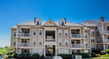 1037 GARDENVIEW LOOP #302, WOODBRIDGE, Virginia 22191, 2 Bedrooms Bedrooms, ,2 BathroomsBathrooms,Residential,For sale,1037 GARDENVIEW LOOP #302,VAPW2102612 MLS # VAPW2102612