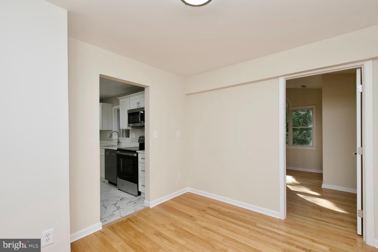 5708 NORTON RD, ALEXANDRIA, Virginia 22303, 5 Bedrooms Bedrooms, 12 Rooms Rooms,3 BathroomsBathrooms,Residential,For sale,5708 NORTON RD,VAFX2263182 MLS # VAFX2263182