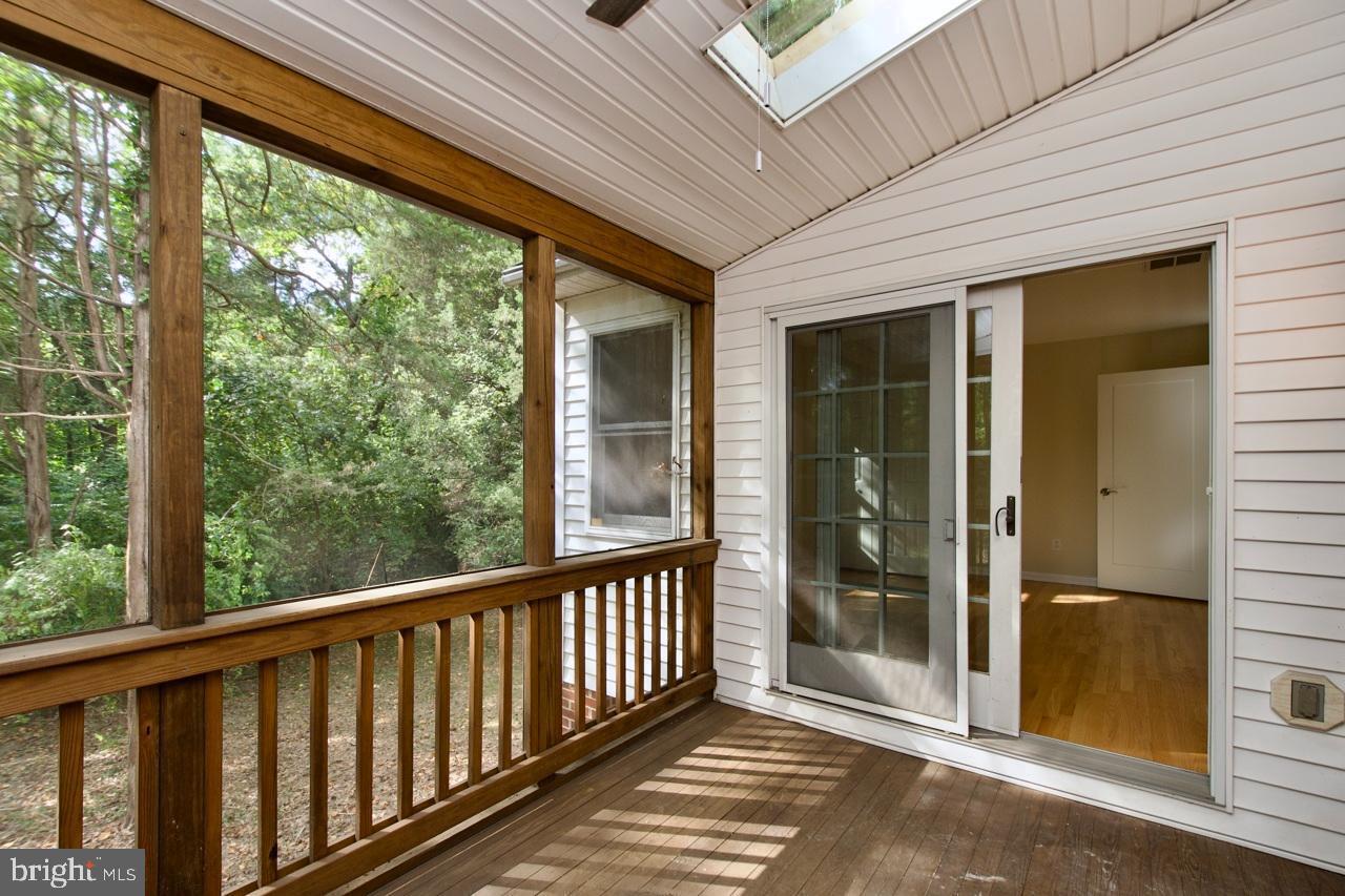 5708 NORTON RD, ALEXANDRIA, Virginia 22303, 5 Bedrooms Bedrooms, 12 Rooms Rooms,3 BathroomsBathrooms,Residential,For sale,5708 NORTON RD,VAFX2263182 MLS # VAFX2263182