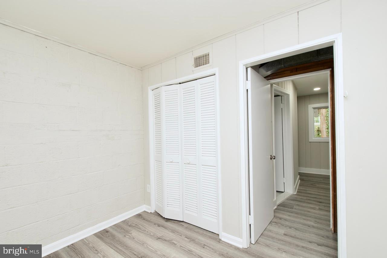 5708 NORTON RD, ALEXANDRIA, Virginia 22303, 5 Bedrooms Bedrooms, 12 Rooms Rooms,3 BathroomsBathrooms,Residential,For sale,5708 NORTON RD,VAFX2263182 MLS # VAFX2263182