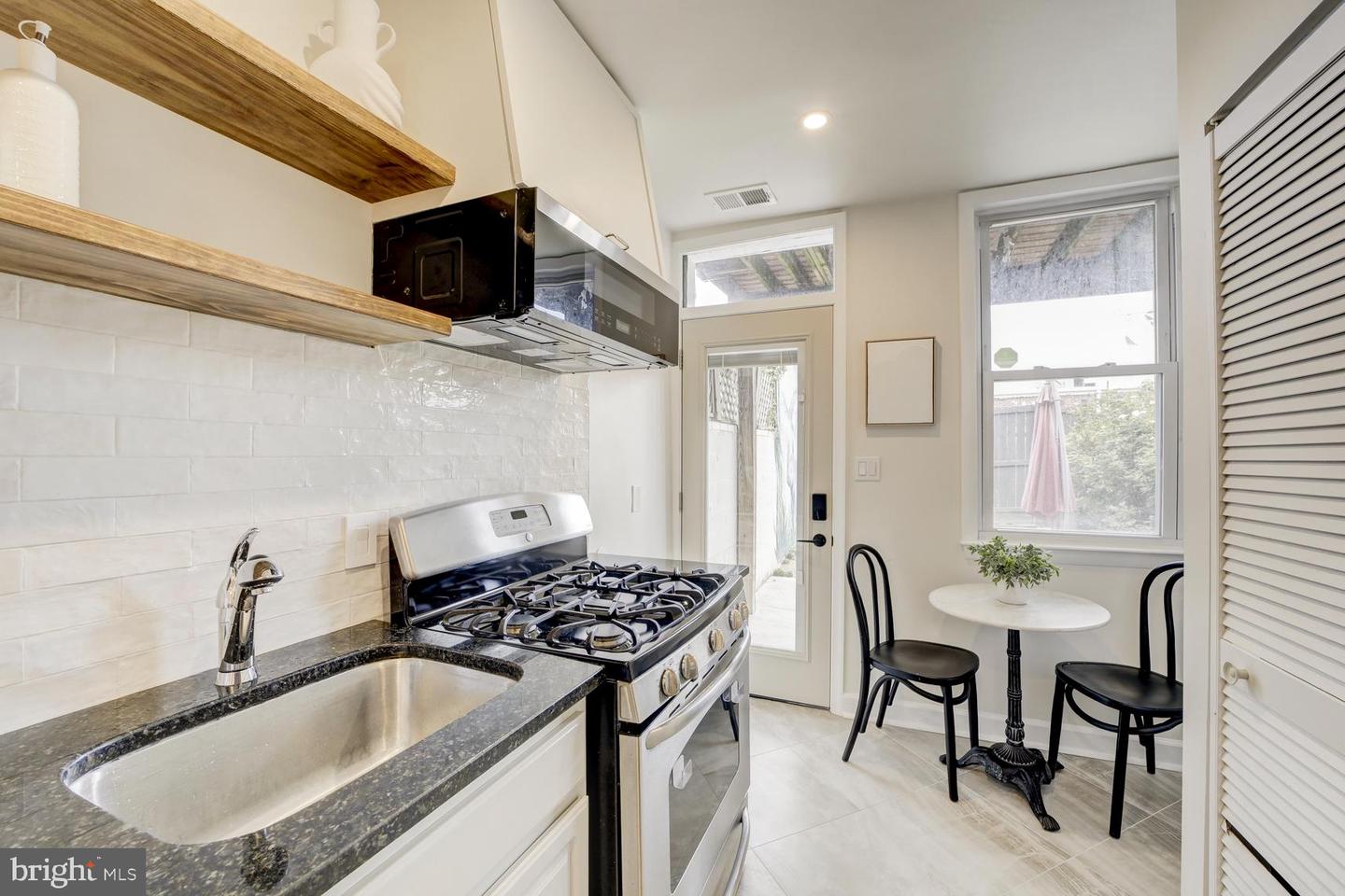 1823 4TH ST NW, WASHINGTON, District Of Columbia 20001, 3 Bedrooms Bedrooms, ,2 BathroomsBathrooms,Residential,For sale,1823 4TH ST NW,DCDC2216726 MLS # DCDC2216726