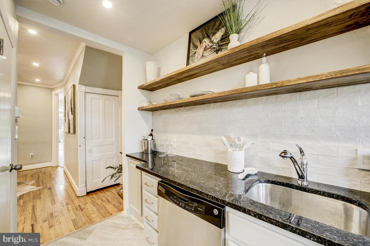 1823 4TH ST NW, WASHINGTON, District Of Columbia 20001, 3 Bedrooms Bedrooms, ,2 BathroomsBathrooms,Residential,For sale,1823 4TH ST NW,DCDC2216726 MLS # DCDC2216726