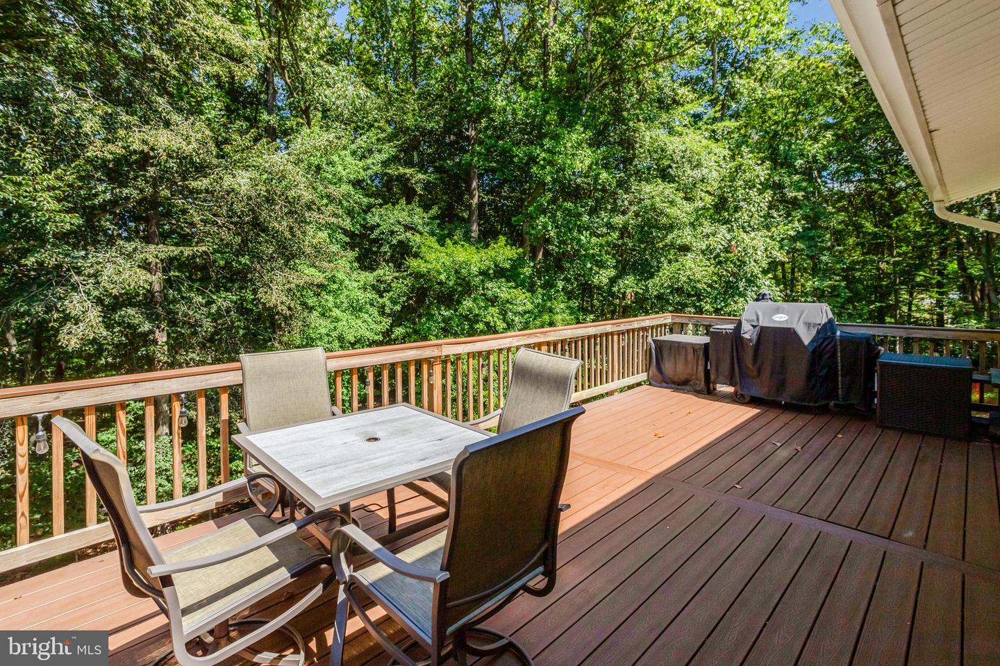 12301 HELM CT, WOODBRIDGE, Virginia 22192, 4 Bedrooms Bedrooms, ,3 BathroomsBathrooms,Residential,For sale,12301 HELM CT,VAPW2102630 MLS # VAPW2102630