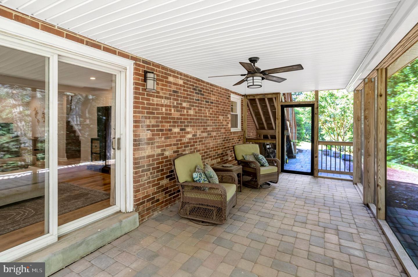 12301 HELM CT, WOODBRIDGE, Virginia 22192, 4 Bedrooms Bedrooms, ,3 BathroomsBathrooms,Residential,For sale,12301 HELM CT,VAPW2102630 MLS # VAPW2102630