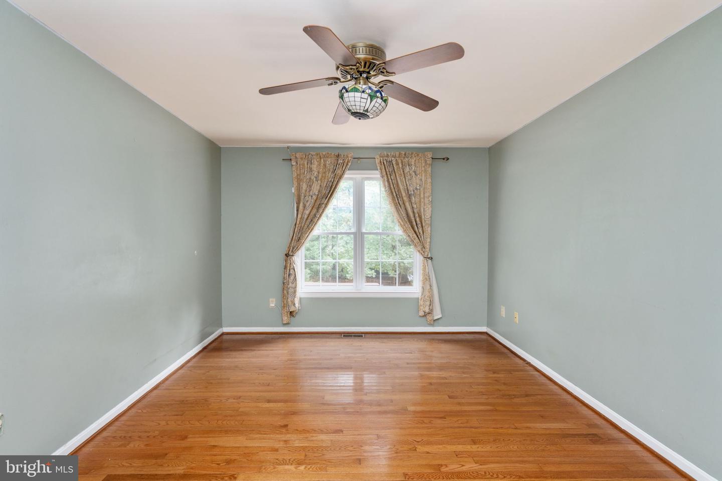 5 BRENTWOOD LN, FREDERICKSBURG, Virginia 22405, 3 Bedrooms Bedrooms, ,2 BathroomsBathrooms,Residential,For sale,5 BRENTWOOD LN,VAST2042150 MLS # VAST2042150