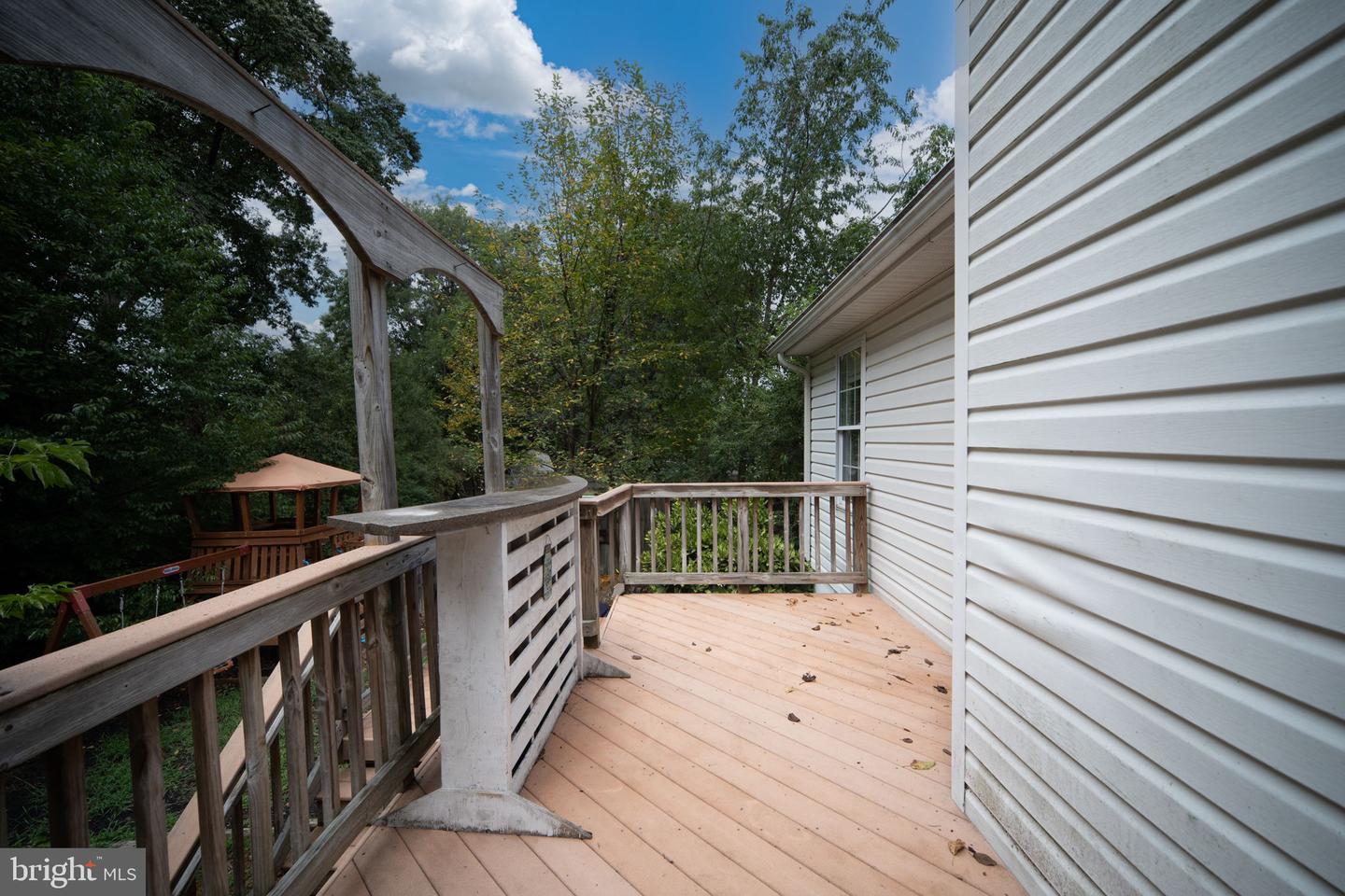 5 BRENTWOOD LN, FREDERICKSBURG, Virginia 22405, 3 Bedrooms Bedrooms, ,2 BathroomsBathrooms,Residential,For sale,5 BRENTWOOD LN,VAST2042150 MLS # VAST2042150