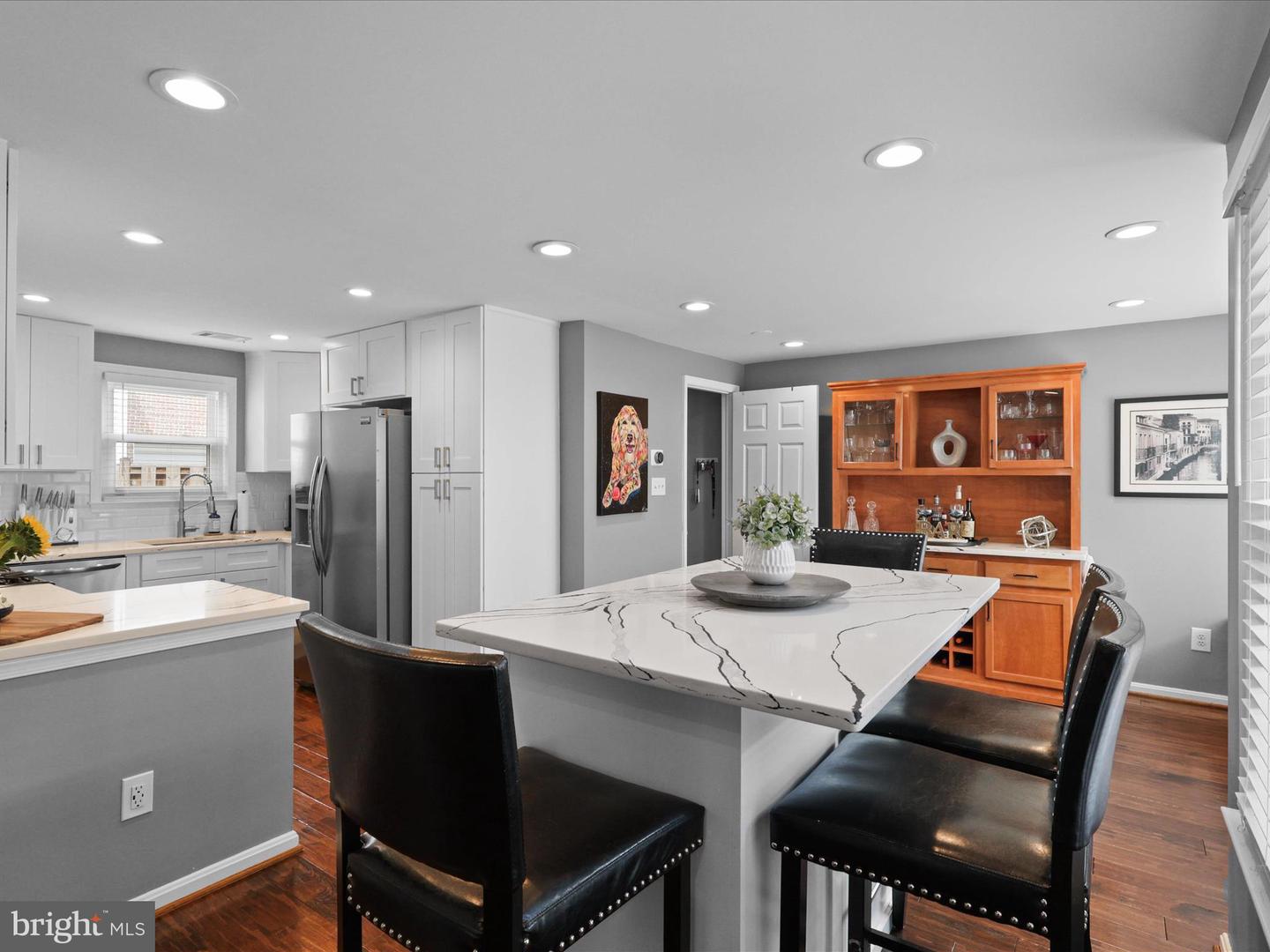 7460 CROSS GATE LN, ALEXANDRIA, Virginia 22315, 3 Bedrooms Bedrooms, ,3 BathroomsBathrooms,Residential,For sale,7460 CROSS GATE LN,VAFX2263292 MLS # VAFX2263292