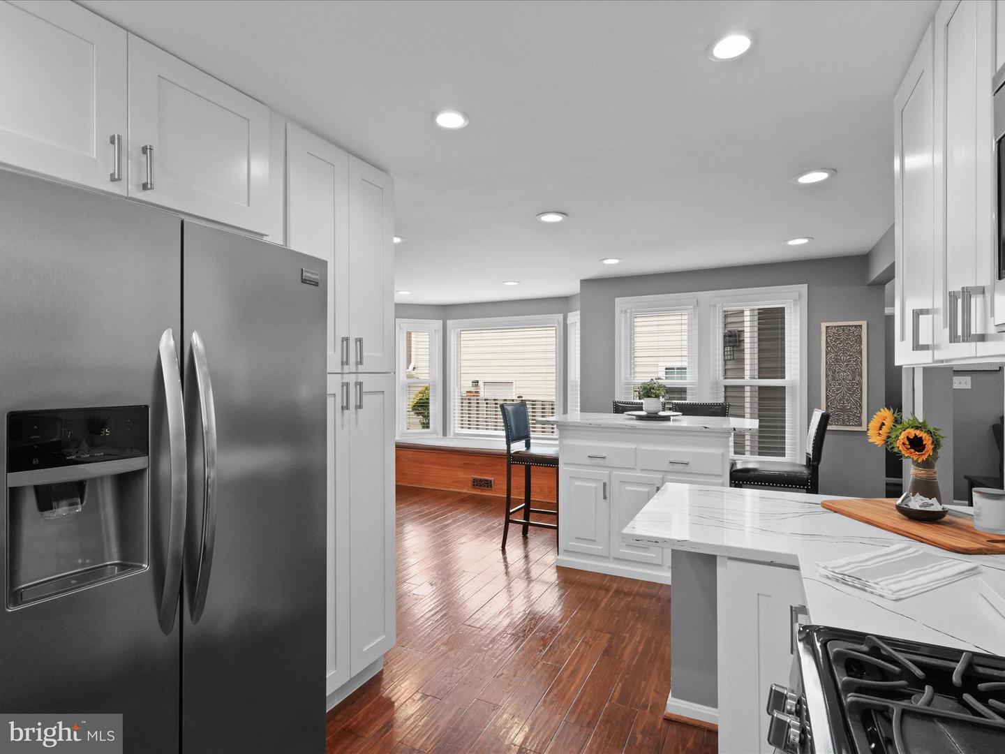7460 CROSS GATE LN, ALEXANDRIA, Virginia 22315, 3 Bedrooms Bedrooms, ,3 BathroomsBathrooms,Residential,For sale,7460 CROSS GATE LN,VAFX2263292 MLS # VAFX2263292