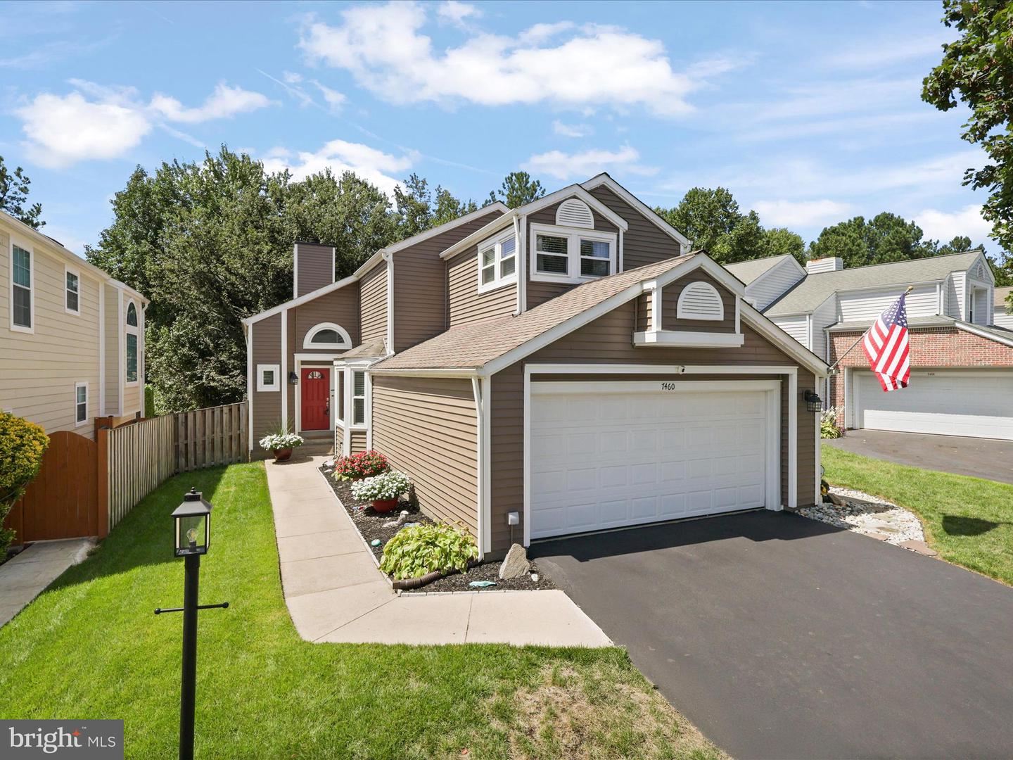 7460 CROSS GATE LN, ALEXANDRIA, Virginia 22315, 3 Bedrooms Bedrooms, ,3 BathroomsBathrooms,Residential,For sale,7460 CROSS GATE LN,VAFX2263292 MLS # VAFX2263292