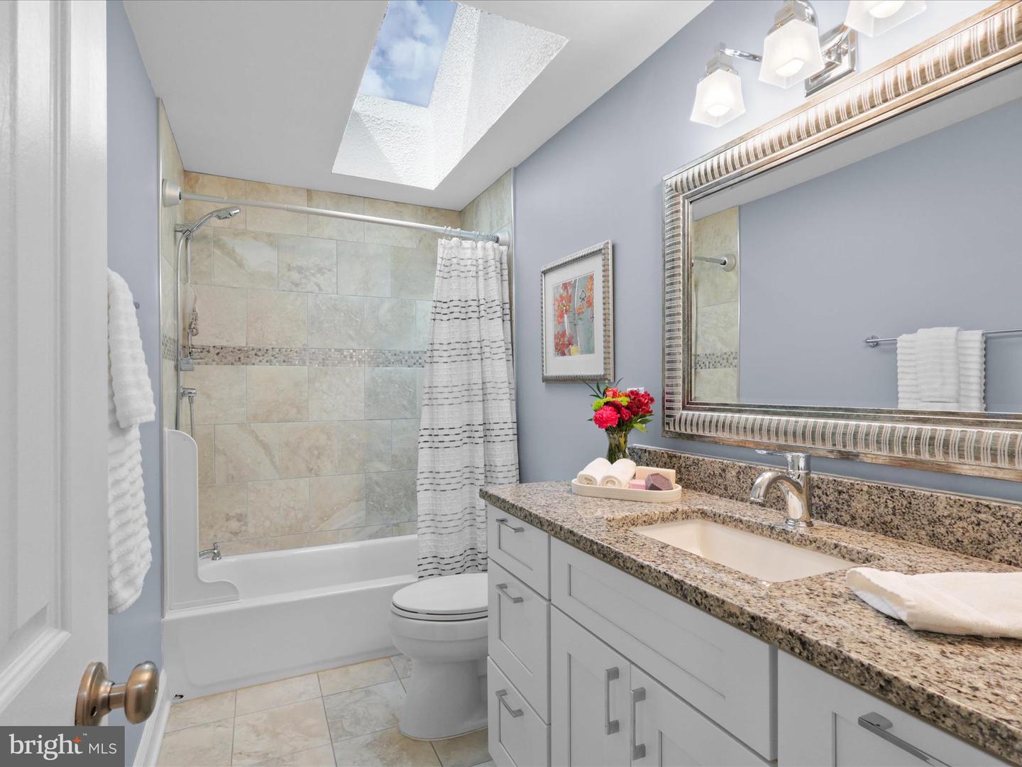 7460 CROSS GATE LN, ALEXANDRIA, Virginia 22315, 3 Bedrooms Bedrooms, ,3 BathroomsBathrooms,Residential,For sale,7460 CROSS GATE LN,VAFX2263292 MLS # VAFX2263292