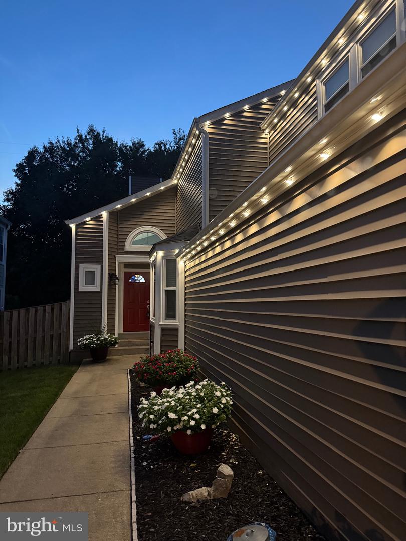 7460 CROSS GATE LN, ALEXANDRIA, Virginia 22315, 3 Bedrooms Bedrooms, ,3 BathroomsBathrooms,Residential,For sale,7460 CROSS GATE LN,VAFX2263292 MLS # VAFX2263292