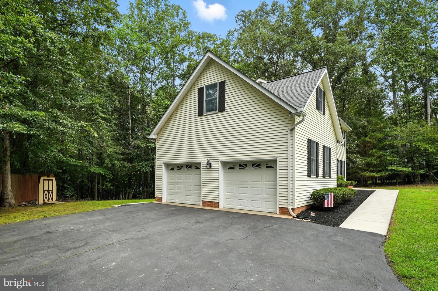 15330 QUAIL RIDGE DR, AMISSVILLE, Virginia 20106, 3 Bedrooms Bedrooms, ,2 BathroomsBathrooms,Residential,For sale,15330 QUAIL RIDGE DR,VACU2011418 MLS # VACU2011418