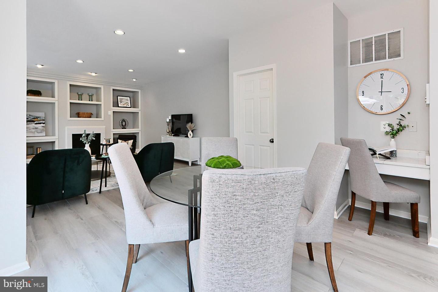 43820 LAUREL RIDGE DR, ASHBURN, Virginia 20147, 5 Bedrooms Bedrooms, 9 Rooms Rooms,3 BathroomsBathrooms,Residential,For sale,43820 LAUREL RIDGE DR,VALO2105380 MLS # VALO2105380