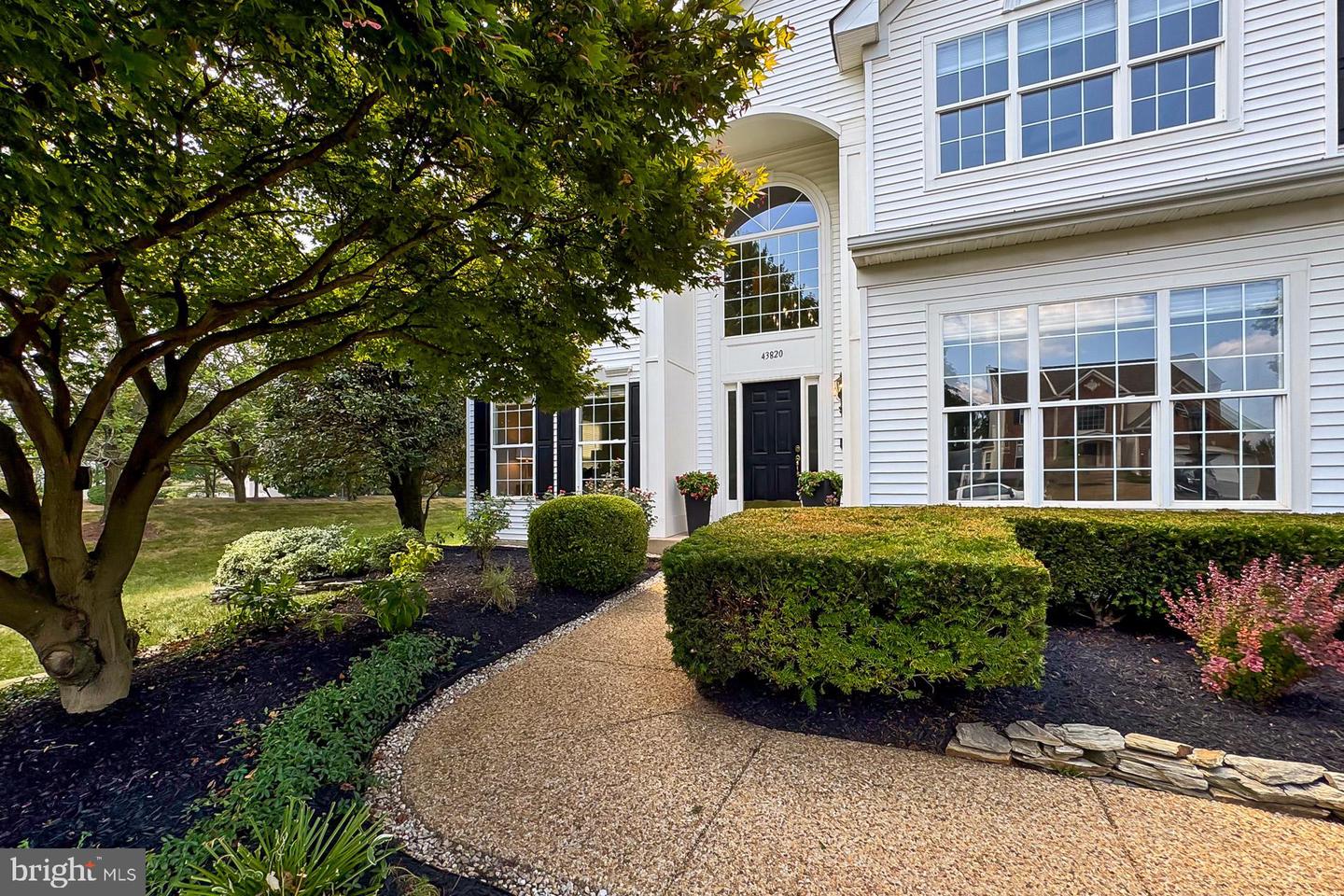 43820 LAUREL RIDGE DR, ASHBURN, Virginia 20147, 5 Bedrooms Bedrooms, 9 Rooms Rooms,3 BathroomsBathrooms,Residential,For sale,43820 LAUREL RIDGE DR,VALO2105380 MLS # VALO2105380