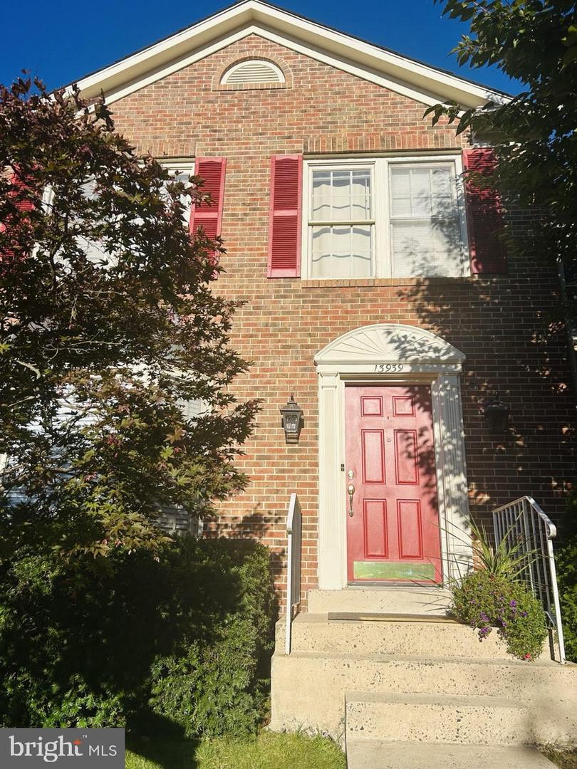 13939 WATERFLOW PL, CENTREVILLE, Virginia 20121, 3 Bedrooms Bedrooms, ,3 BathroomsBathrooms,Residential,For sale,13939 WATERFLOW PL,VAFX2263434 MLS # VAFX2263434