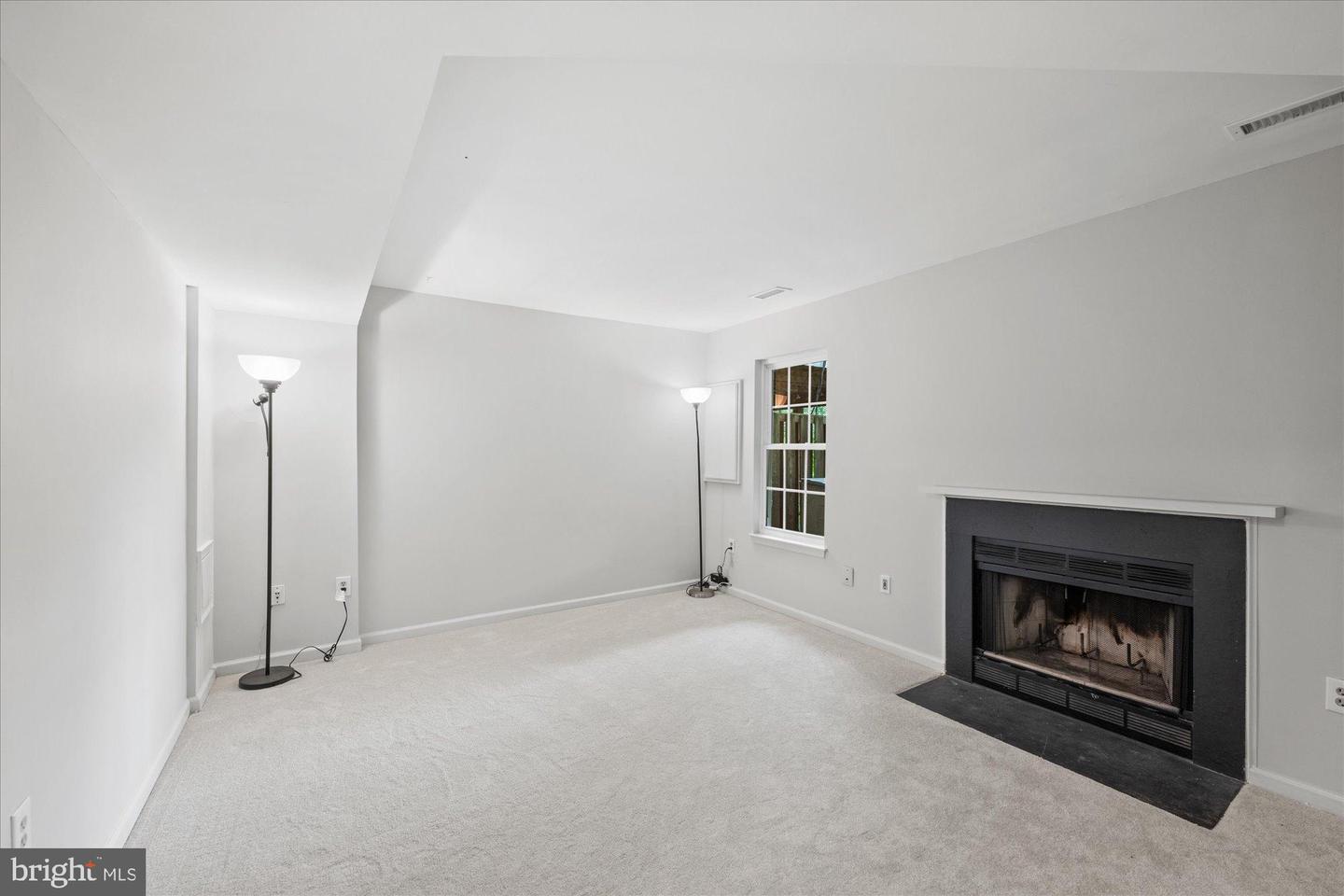 20722 APOLLO TER, ASHBURN, Virginia 20147, 4 Bedrooms Bedrooms, 8 Rooms Rooms,2 BathroomsBathrooms,Residential,For sale,20722 APOLLO TER,VALO2105418 MLS # VALO2105418