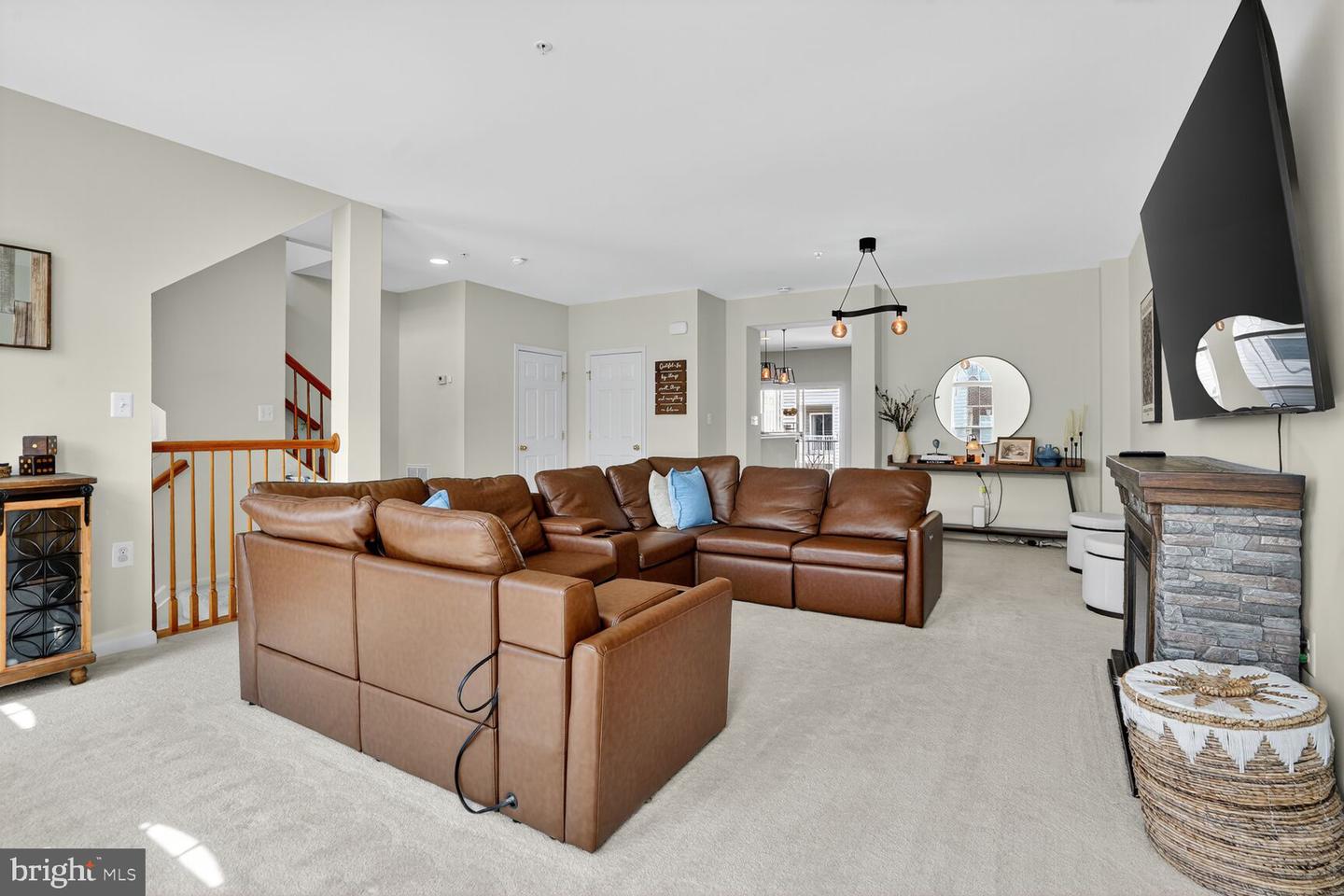14264-B WOVEN WILLOW LN #B, CENTREVILLE, Virginia 20121, 3 Bedrooms Bedrooms, ,2 BathroomsBathrooms,Residential,For sale,14264-B WOVEN WILLOW LN #B,VAFX2263446 MLS # VAFX2263446