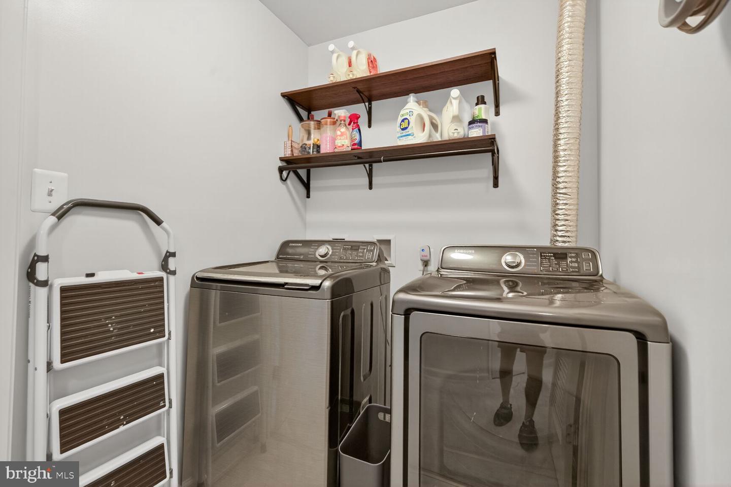 14264-B WOVEN WILLOW LN #B, CENTREVILLE, Virginia 20121, 3 Bedrooms Bedrooms, ,2 BathroomsBathrooms,Residential,For sale,14264-B WOVEN WILLOW LN #B,VAFX2263446 MLS # VAFX2263446