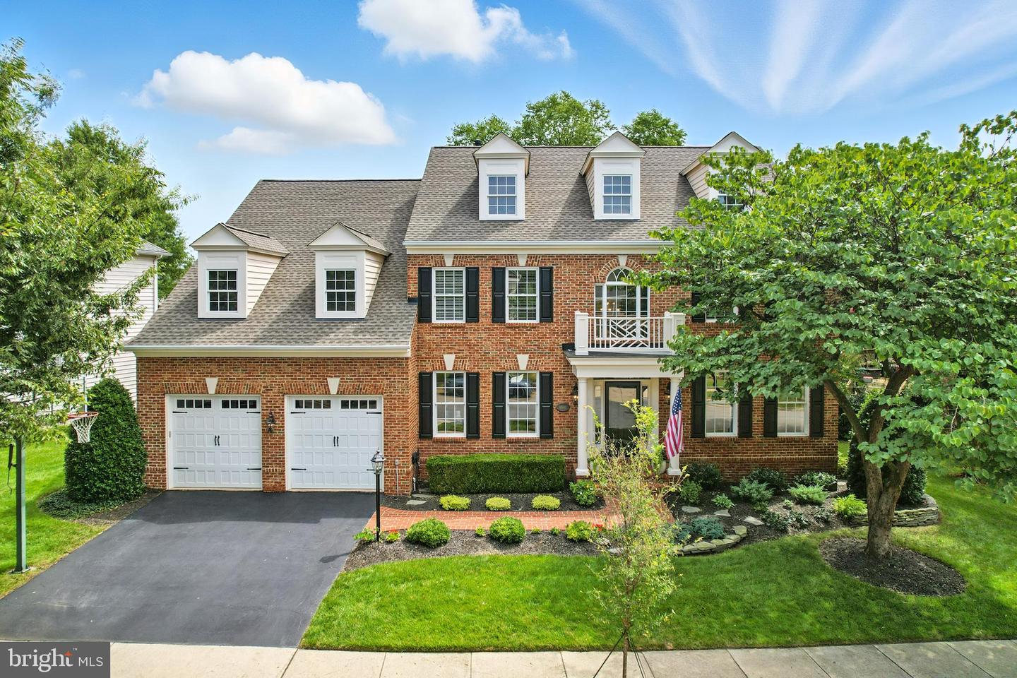 43843 KITTIWAKE DR, LEESBURG, Virginia 20176, 5 Bedrooms Bedrooms, 7 Rooms Rooms,4 BathroomsBathrooms,Residential,For sale,43843 KITTIWAKE DR,VALO2105434 MLS # VALO2105434