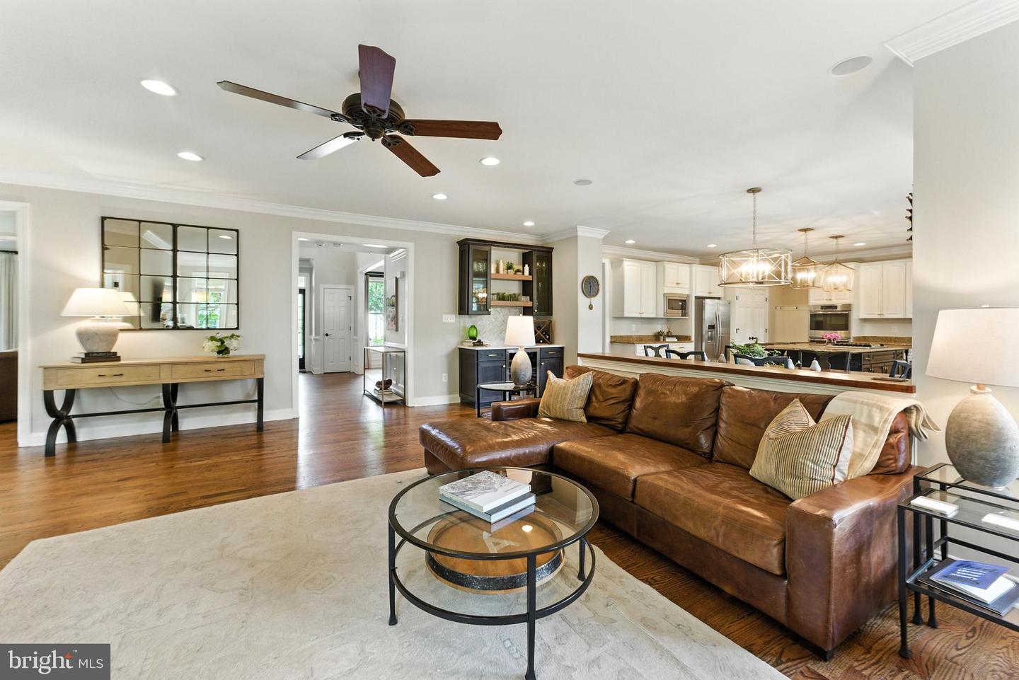43843 KITTIWAKE DR, LEESBURG, Virginia 20176, 5 Bedrooms Bedrooms, 7 Rooms Rooms,4 BathroomsBathrooms,Residential,For sale,43843 KITTIWAKE DR,VALO2105434 MLS # VALO2105434