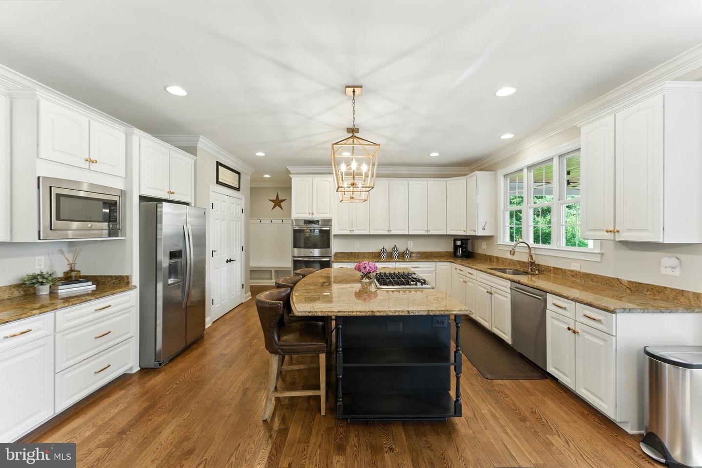 43843 KITTIWAKE DR, LEESBURG, Virginia 20176, 5 Bedrooms Bedrooms, 7 Rooms Rooms,4 BathroomsBathrooms,Residential,For sale,43843 KITTIWAKE DR,VALO2105434 MLS # VALO2105434