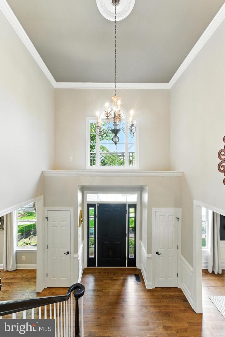43843 KITTIWAKE DR, LEESBURG, Virginia 20176, 5 Bedrooms Bedrooms, 7 Rooms Rooms,4 BathroomsBathrooms,Residential,For sale,43843 KITTIWAKE DR,VALO2105434 MLS # VALO2105434