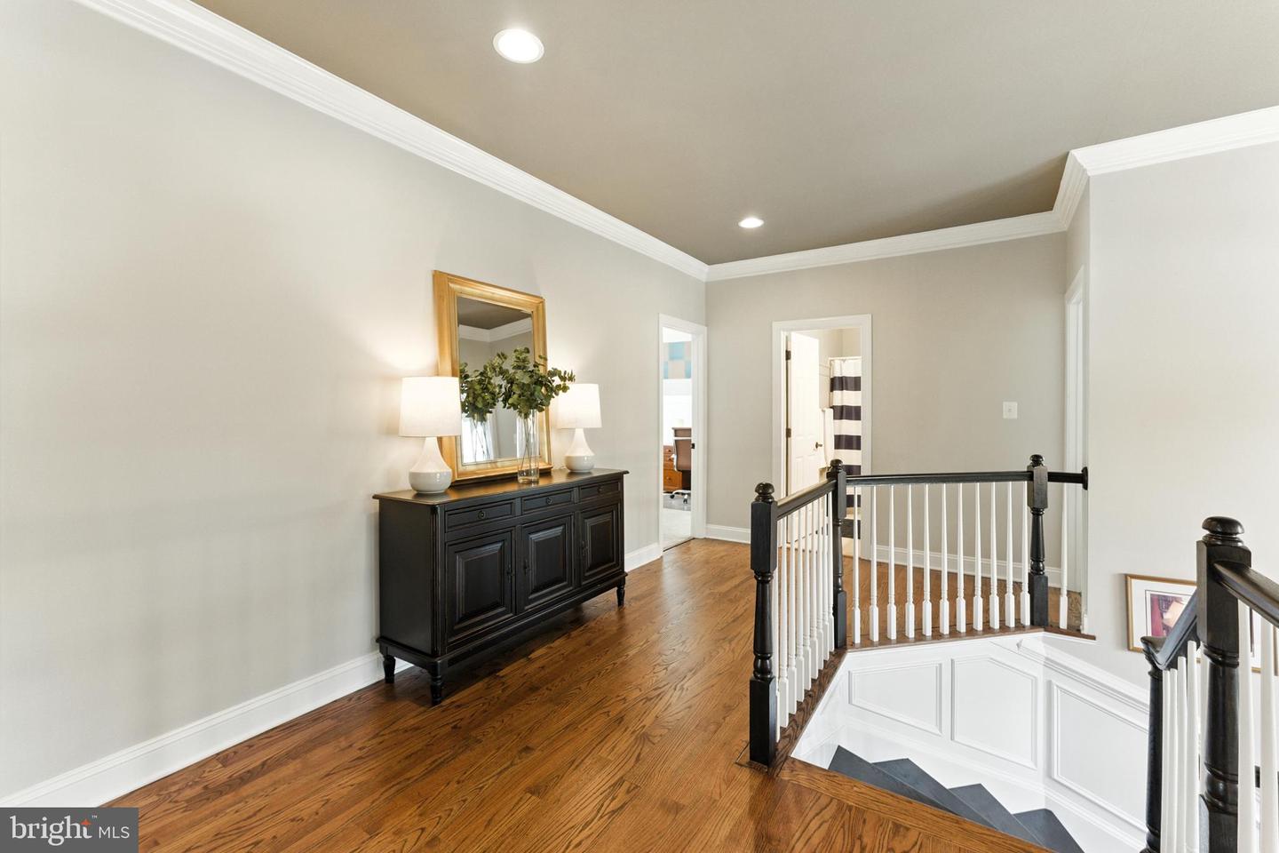 43843 KITTIWAKE DR, LEESBURG, Virginia 20176, 5 Bedrooms Bedrooms, 7 Rooms Rooms,4 BathroomsBathrooms,Residential,For sale,43843 KITTIWAKE DR,VALO2105434 MLS # VALO2105434