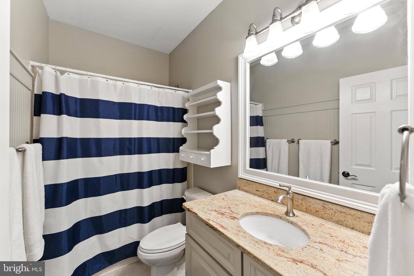 43843 KITTIWAKE DR, LEESBURG, Virginia 20176, 5 Bedrooms Bedrooms, 7 Rooms Rooms,4 BathroomsBathrooms,Residential,For sale,43843 KITTIWAKE DR,VALO2105434 MLS # VALO2105434