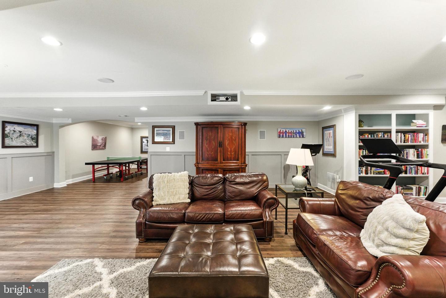 43843 KITTIWAKE DR, LEESBURG, Virginia 20176, 5 Bedrooms Bedrooms, 7 Rooms Rooms,4 BathroomsBathrooms,Residential,For sale,43843 KITTIWAKE DR,VALO2105434 MLS # VALO2105434