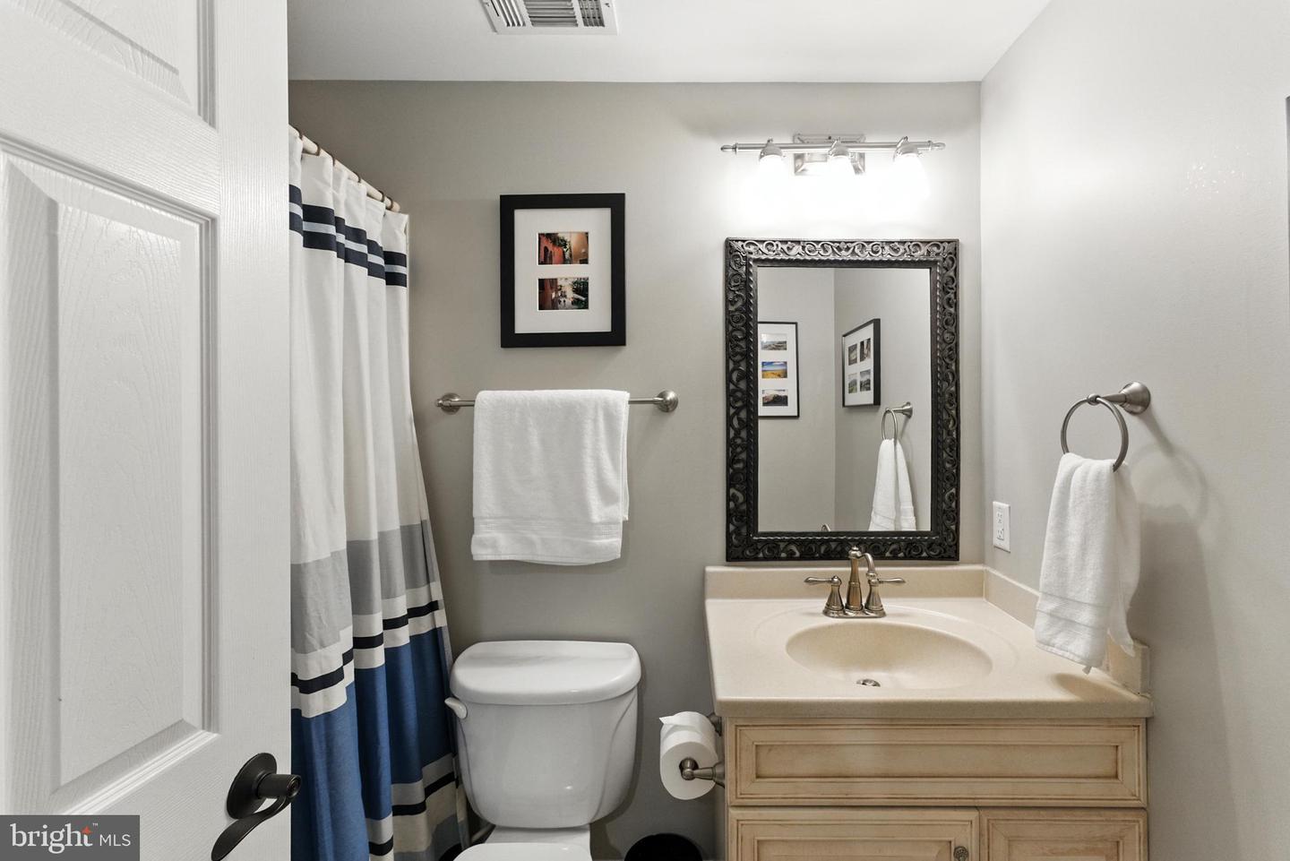 43843 KITTIWAKE DR, LEESBURG, Virginia 20176, 5 Bedrooms Bedrooms, 7 Rooms Rooms,4 BathroomsBathrooms,Residential,For sale,43843 KITTIWAKE DR,VALO2105434 MLS # VALO2105434