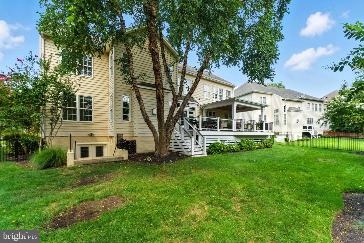 43843 KITTIWAKE DR, LEESBURG, Virginia 20176, 5 Bedrooms Bedrooms, 7 Rooms Rooms,4 BathroomsBathrooms,Residential,For sale,43843 KITTIWAKE DR,VALO2105434 MLS # VALO2105434