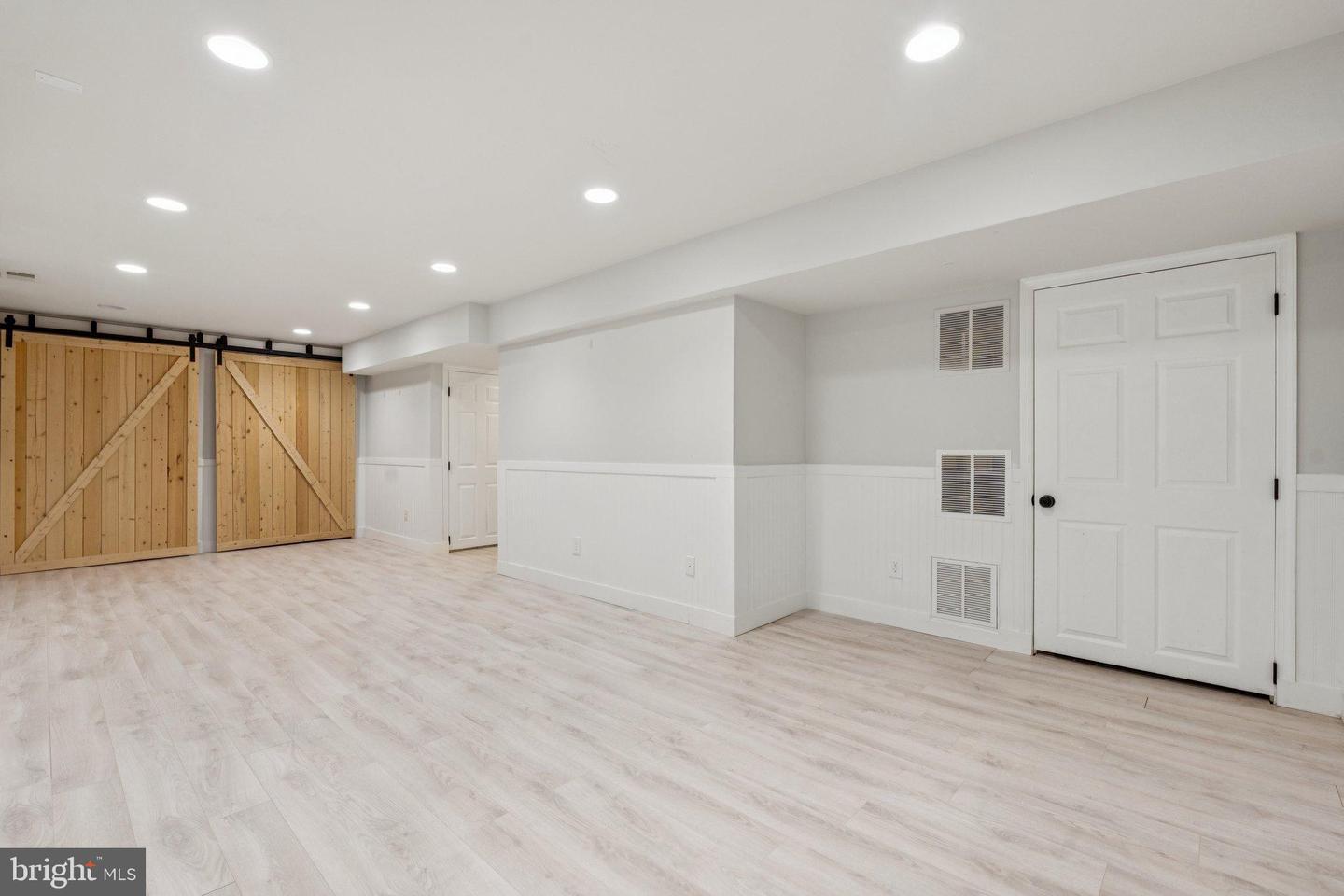 43949 BRUCETON MILLS CIR, ASHBURN, Virginia 20147, 4 Bedrooms Bedrooms, 16 Rooms Rooms,3 BathroomsBathrooms,Residential,For sale,43949 BRUCETON MILLS CIR,VALO2105446 MLS # VALO2105446