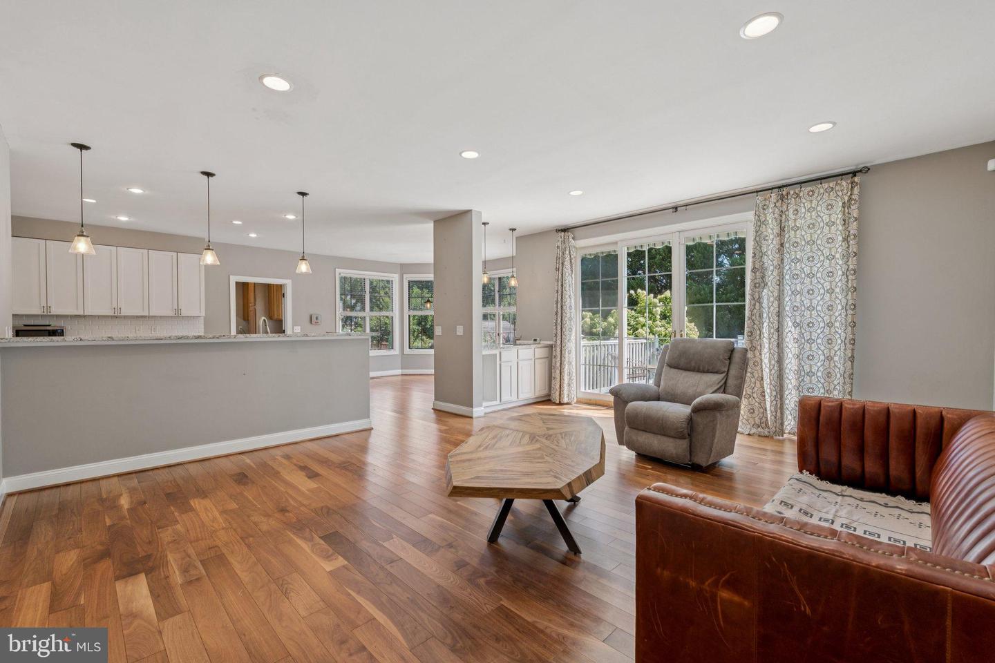43949 BRUCETON MILLS CIR, ASHBURN, Virginia 20147, 4 Bedrooms Bedrooms, 16 Rooms Rooms,3 BathroomsBathrooms,Residential,For sale,43949 BRUCETON MILLS CIR,VALO2105446 MLS # VALO2105446